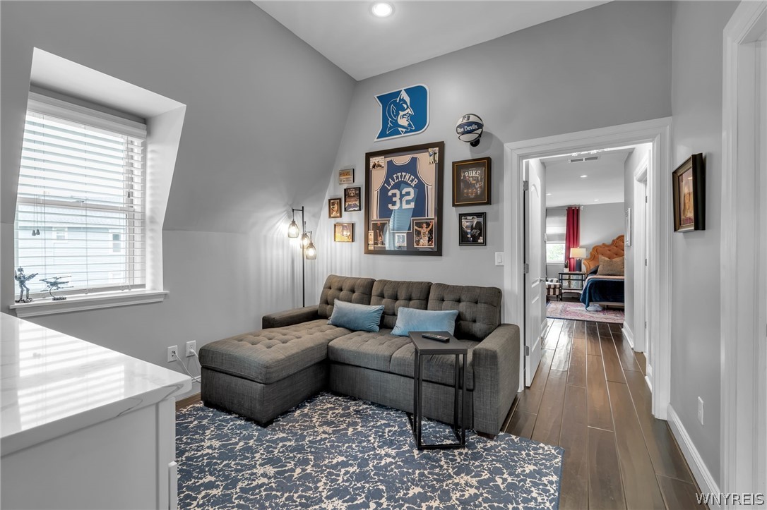 345 Virginia Street Buffalo, NY 14201 - Photo 11 of 37