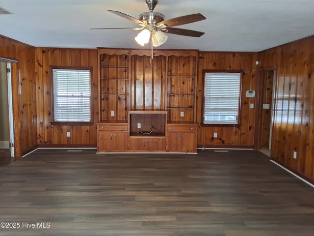 $315,000 | 33 Gapway Road, Fair Bluff, NC 28439