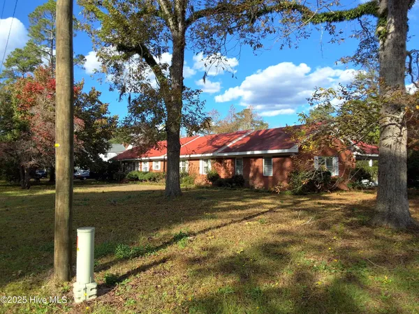 $299,500 | 33 Gapway Road, Fair Bluff, NC 28439