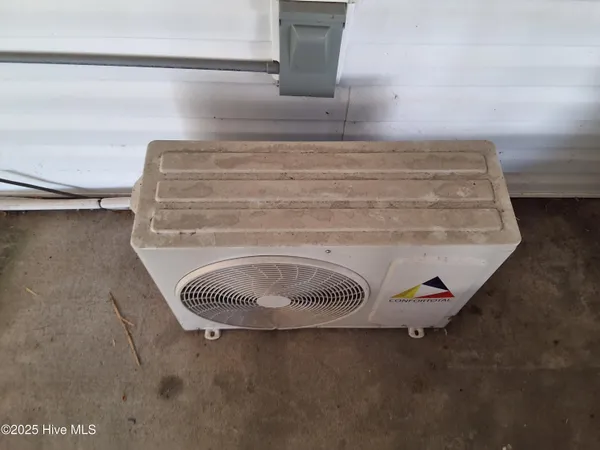 $299,500 | 33 Gapway Road, Fair Bluff, NC 28439