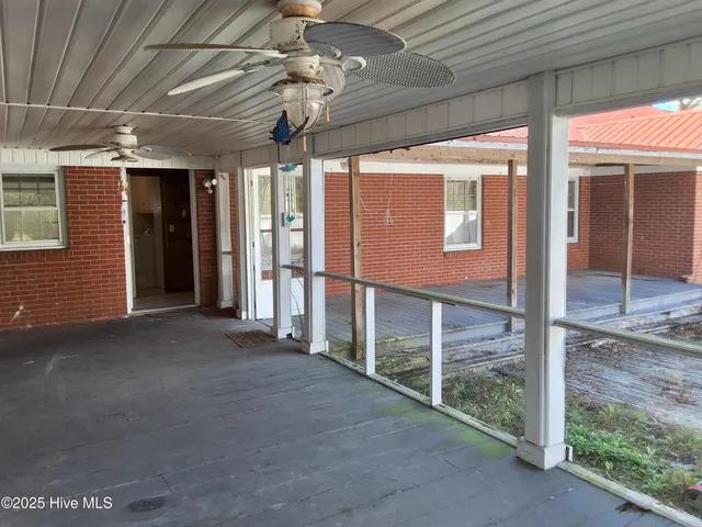 $315,000 | 33 Gapway Road, Fair Bluff, NC 28439