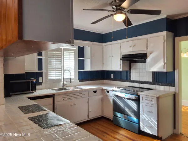 $299,500 | 33 Gapway Road, Fair Bluff, NC 28439