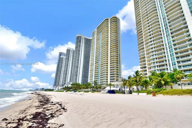 $22,000 | 16051 Collins Avenue, Unit 1004, Sunny Isles Beach, FL 33160