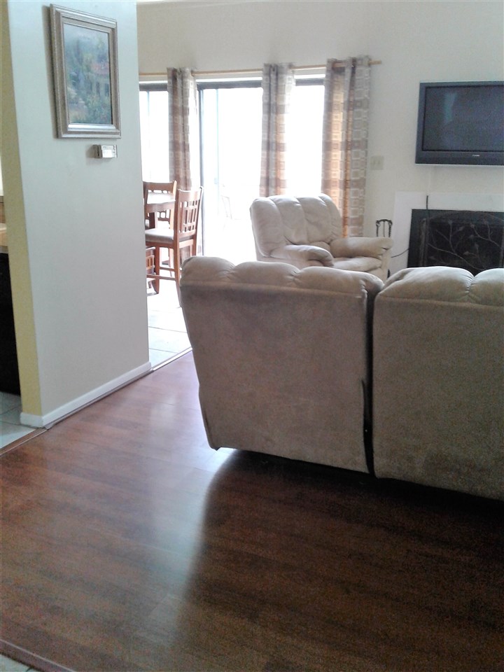 9008 South Pointe Ridge Lane, Unit 5 5 Bloomington, IN 47401 - Photo 4 of 18