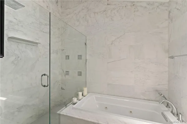 $4,195,000 | 18 Bramblebush Road, Croton-on-Hudson, NY 10520