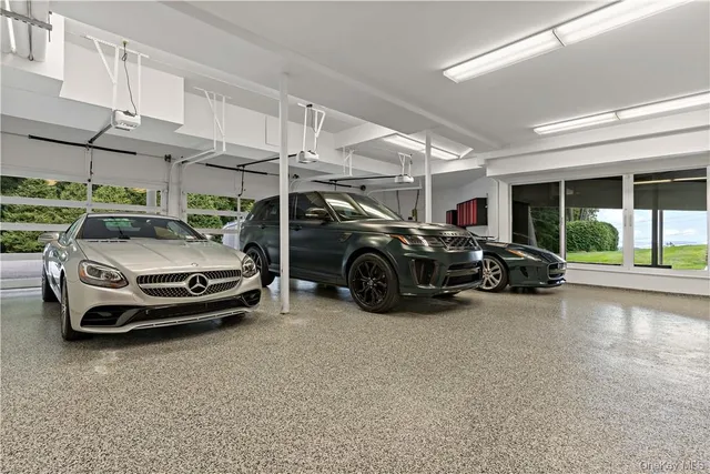 a car parked in a parking