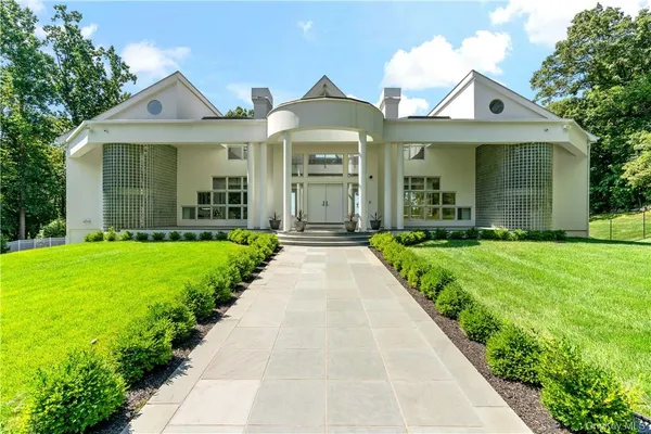 $4,195,000 | 18 Bramblebush Road, Croton-on-Hudson, NY 10520