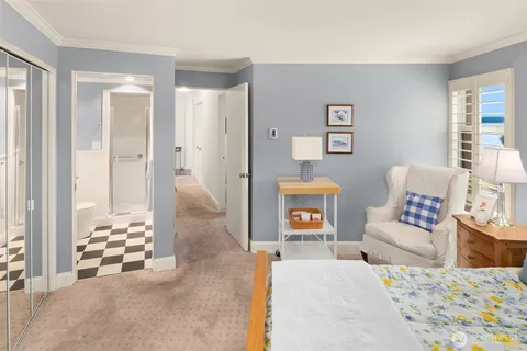 $829,500 | 2360 43rd Avenue East, Unit 211, Seattle, WA 98112