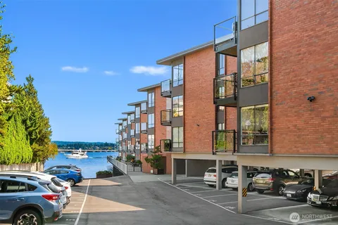 $829,500 | 2360 43rd Avenue East, Unit 211, Seattle, WA 98112