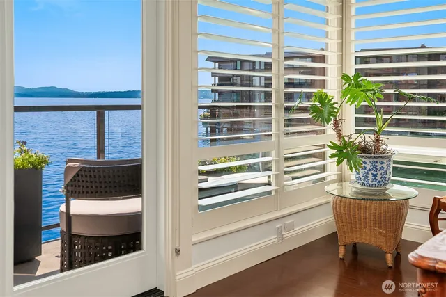 $829,500 | 2360 43rd Avenue East, Unit 211, Seattle, WA 98112