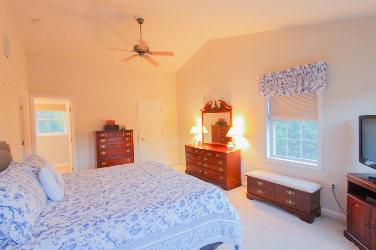 7 Faucher Road Londonderry, NH 03053 - Photo 18 of 32 Gallery Image 18
