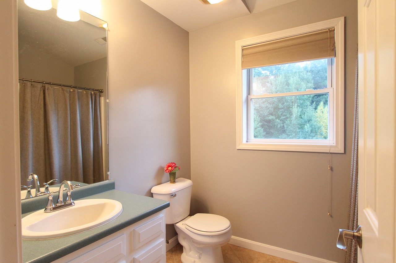 7 Faucher Road Londonderry, NH 03053 - Photo 26 of 32 Gallery Image 26