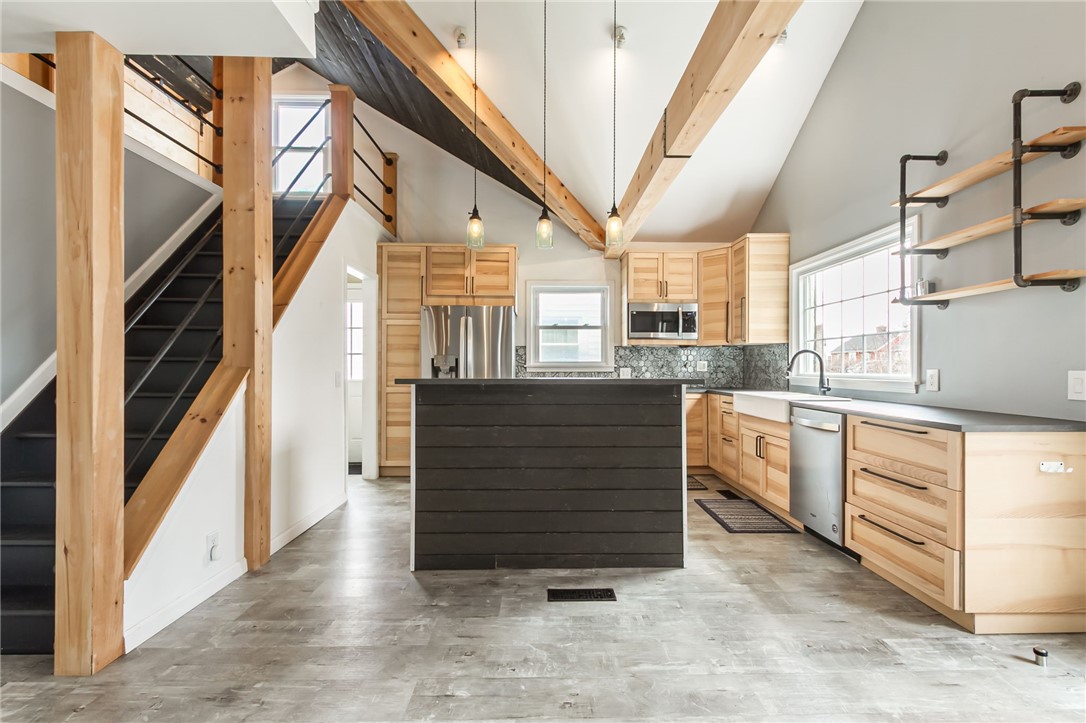 278 Winfield Road Irondequoit, NY 14622 - Photo 12 of 49