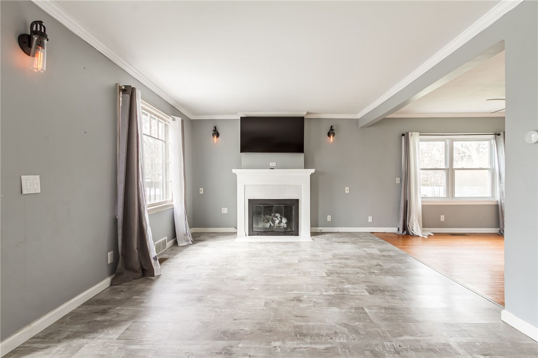 278 Winfield Road Irondequoit, NY 14622 - Photo 24 of 49