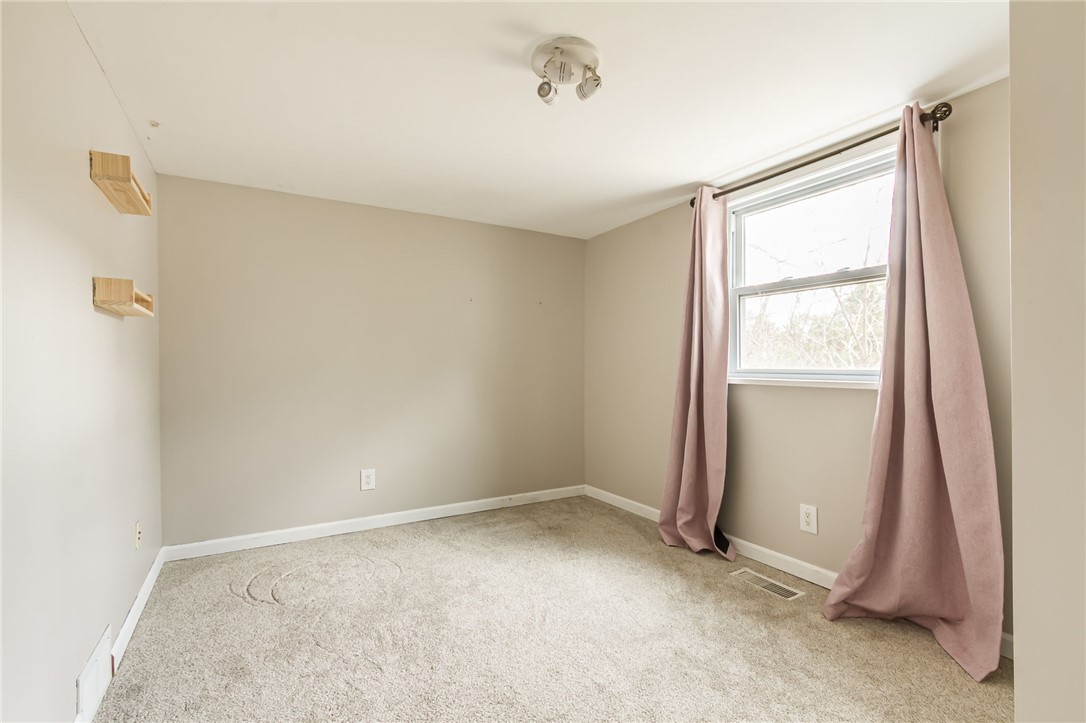 278 Winfield Road Irondequoit, NY 14622 - Photo 32 of 49