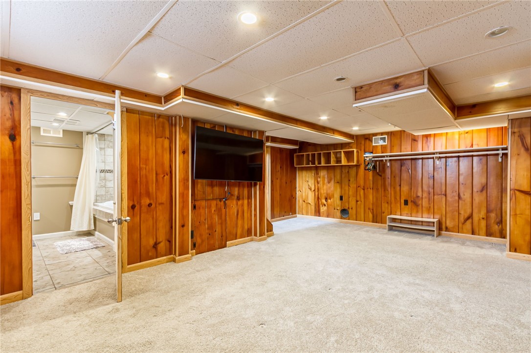 278 Winfield Road Irondequoit, NY 14622 - Photo 39 of 49