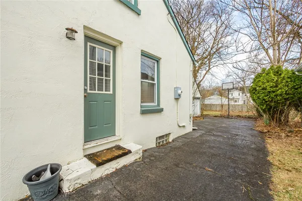 $239,900 | 278 Winfield Road, Irondequoit, NY 14622