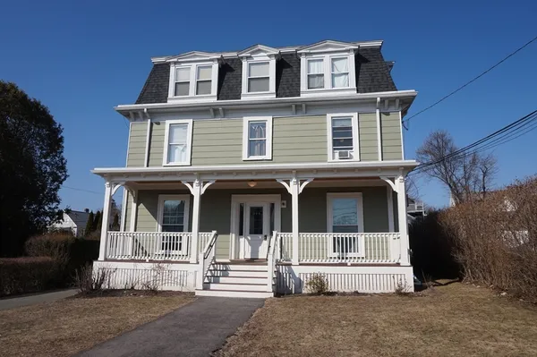 $2,300 | 408 Crescent Street, Unit 4, Waltham, MA 02453