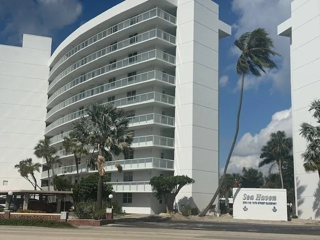 $2,195 | 2731 Northeast 14th Street Causeway, Unit 103, Pompano Beach, FL 33062