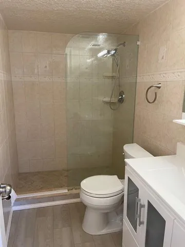 $2,195 | 2731 Northeast 14th Street Causeway, Unit 103, Pompano Beach, FL 33062