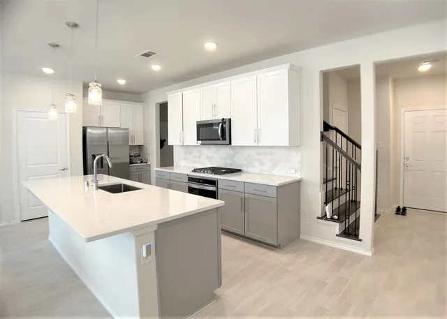 $2,450 | 3116 Yukon Trace Drive, Houston, TX 77063