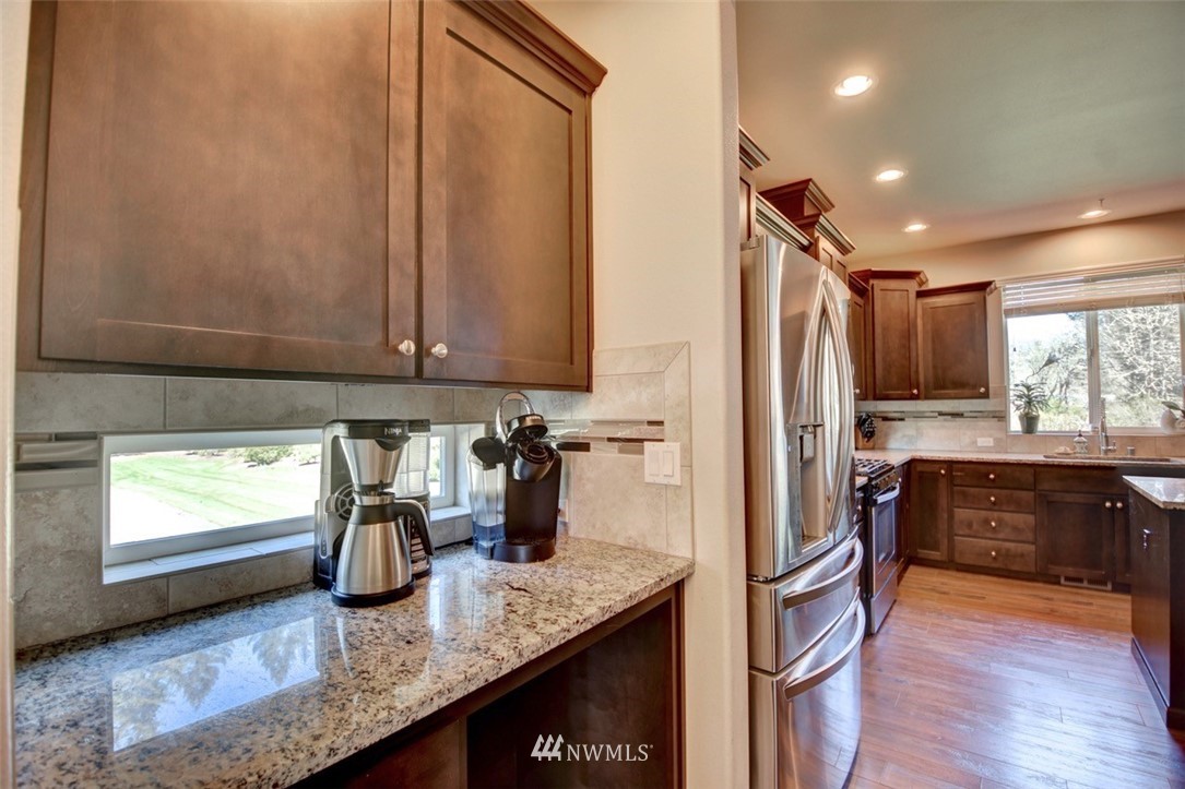 4644 Rosa Court Lacey, WA 98503 - Photo 8 of 34