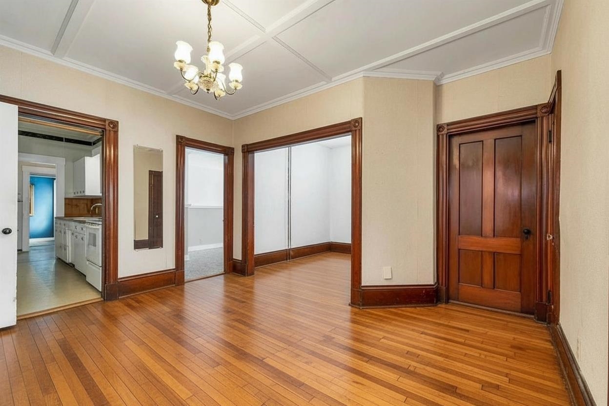 32 Summer Street Laconia, NH 03246 - Photo 13 of 33