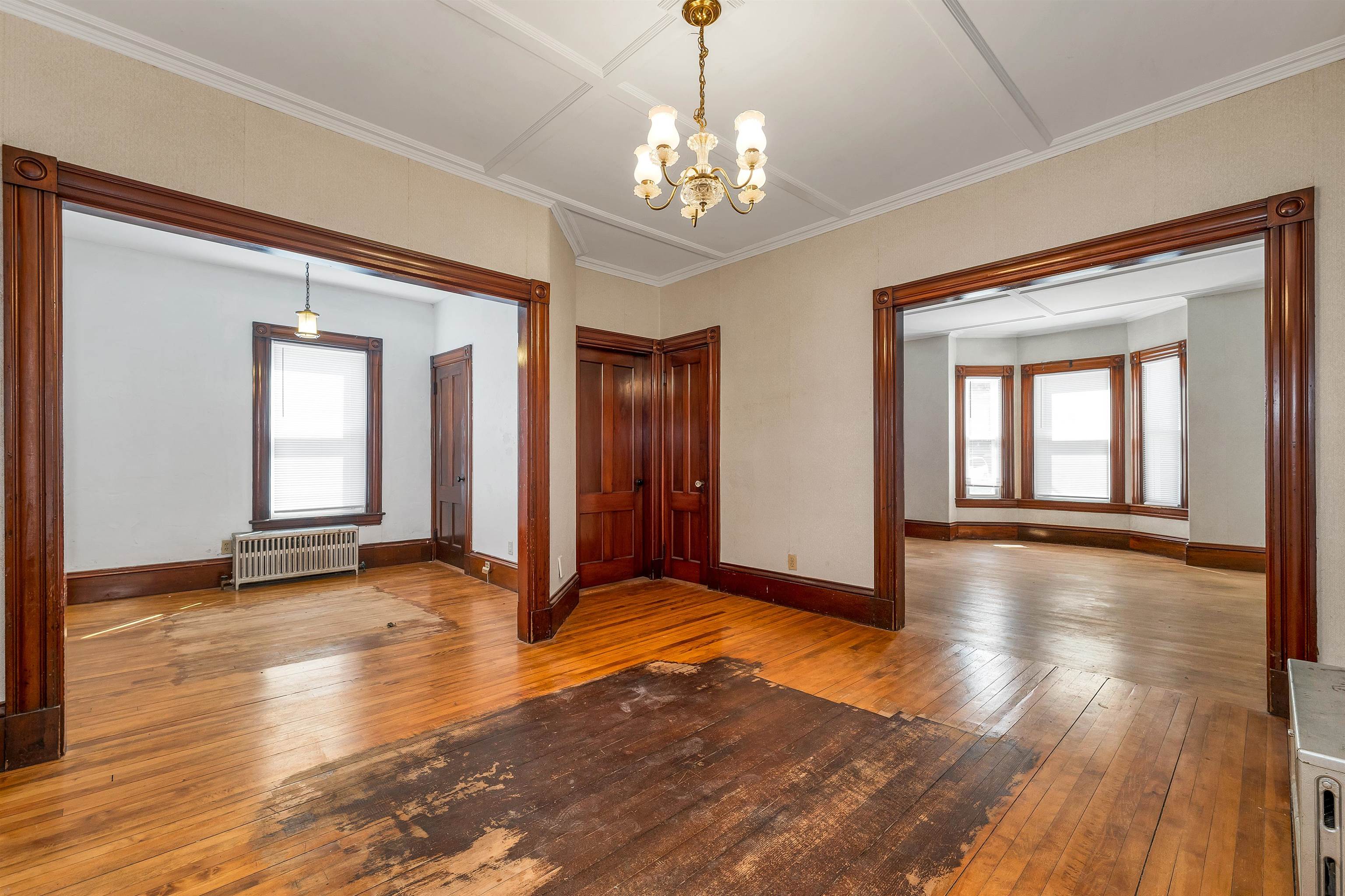 32 Summer Street Laconia, NH 03246 - Photo 14 of 33