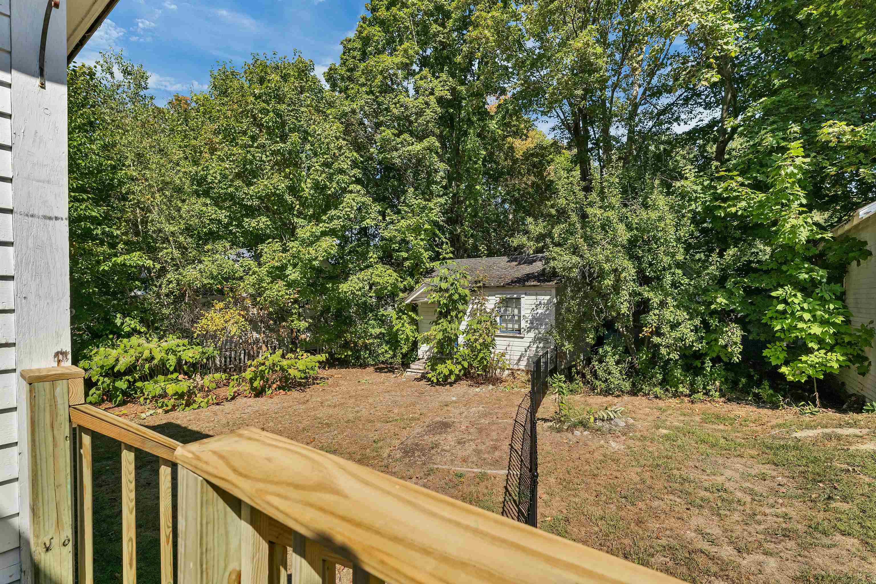 32 Summer Street Laconia, NH 03246 - Photo 6 of 33