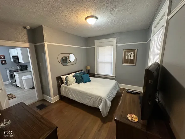 $1,500 | 4130 Rookwood Avenue, Indianapolis, IN 46208