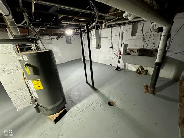 $1,500 | 4130 Rookwood Avenue, Indianapolis, IN 46208