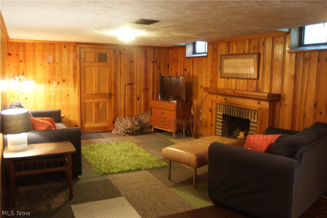 20859 Eaton Road Cleveland, OH 44126 - Photo 24 of 31