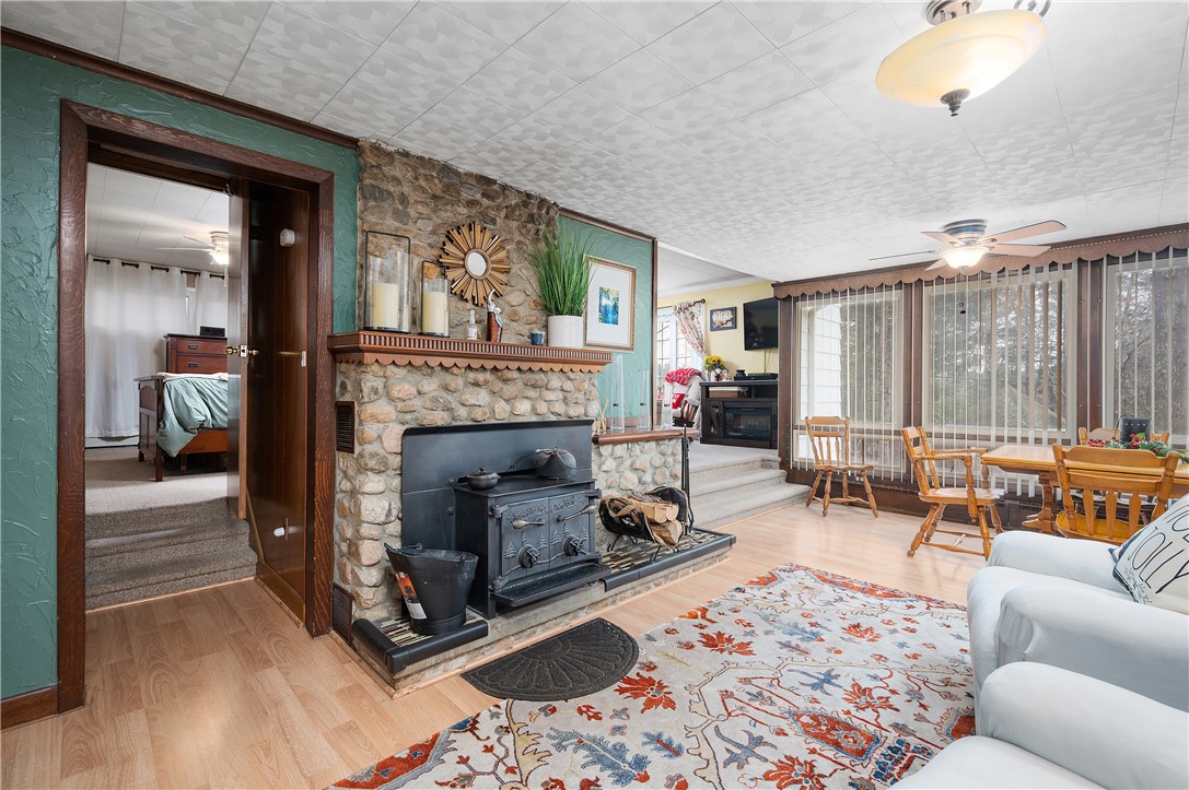 37 Rainbow Road Glocester, RI 02814 - Photo 8 of 19