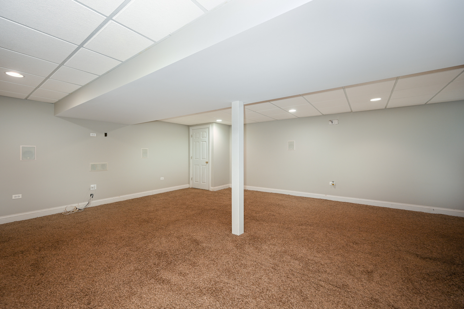 3S178 Pattermann Road Warrenville, IL 60555 - Photo 21 of 33 a view of an empty room