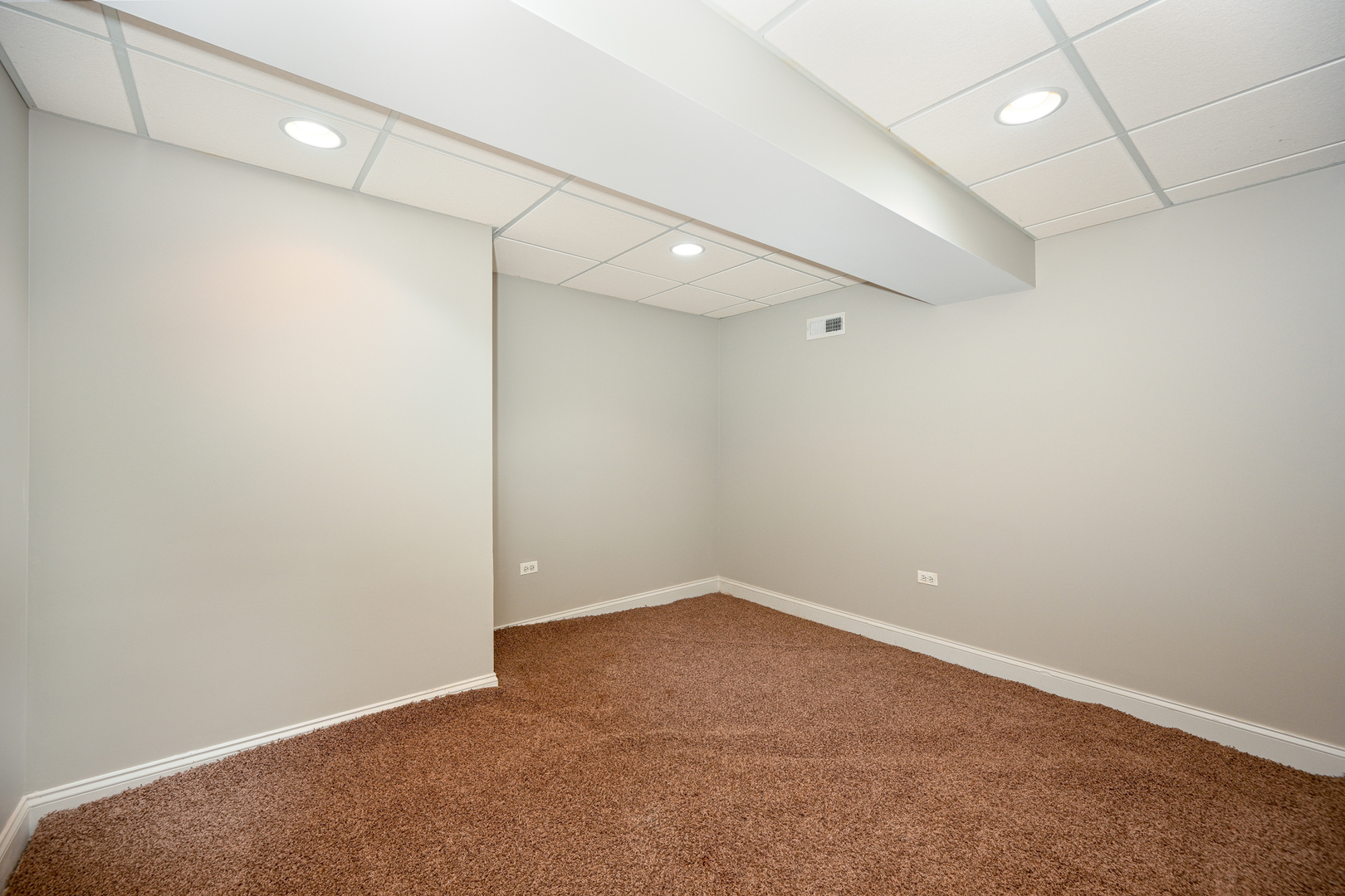 3S178 Pattermann Road Warrenville, IL 60555 - Photo 32 of 33 a view of an empty room