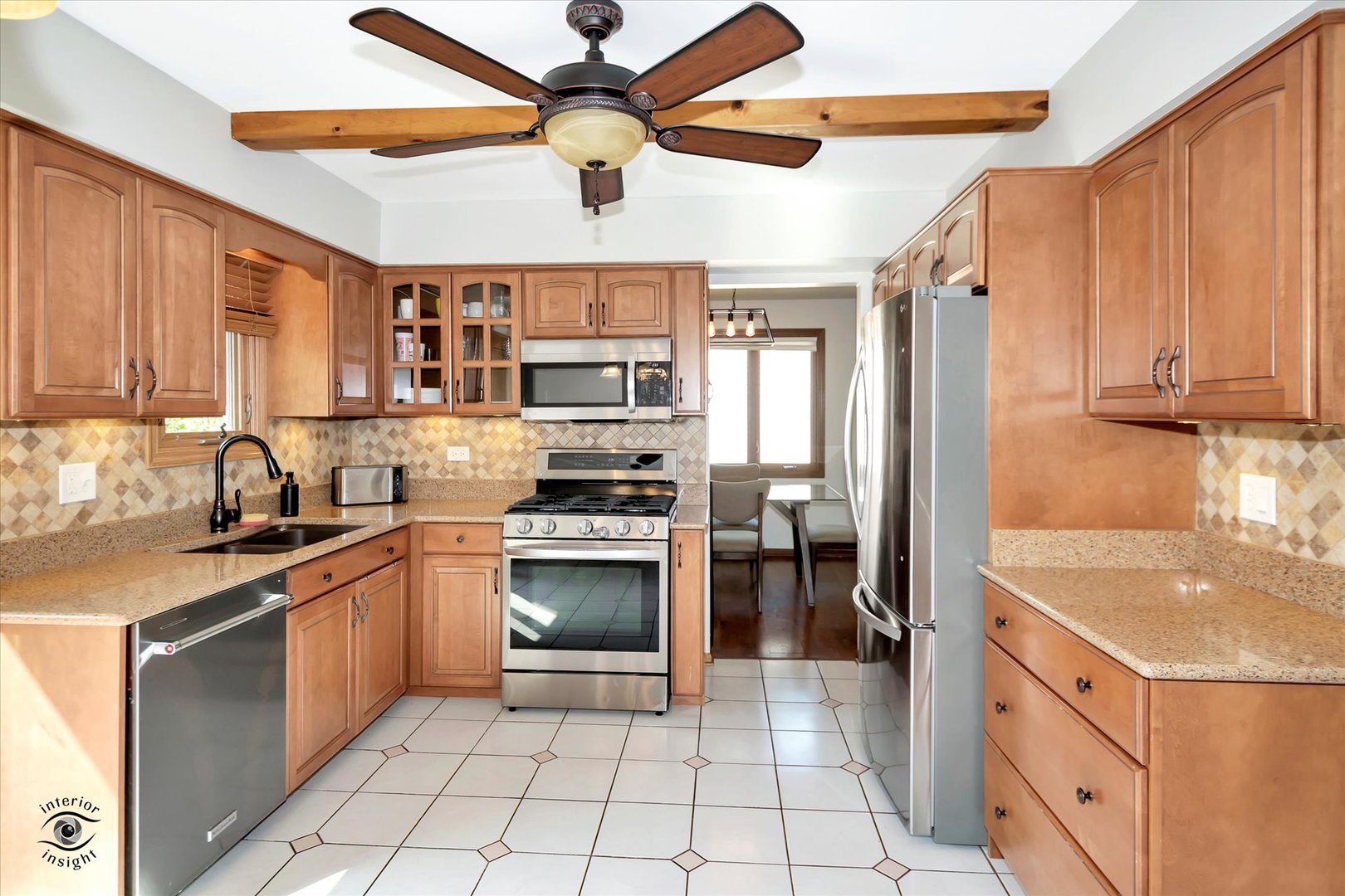 7030 Foster Road Downers Grove, IL 60516 - Photo 8 of 29 Gallery Image 8