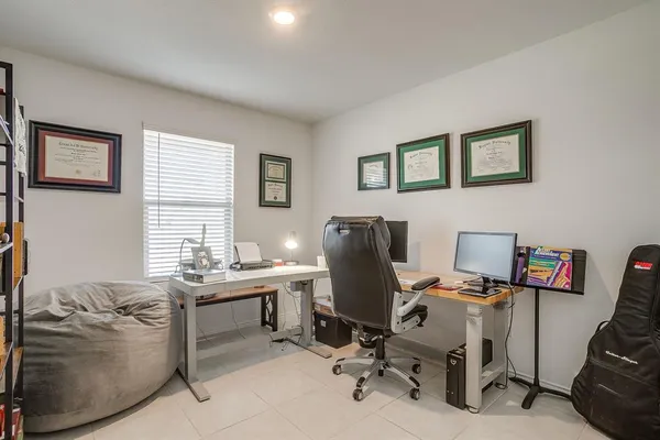 $2,100 | 6329 Becker Avenue, Fort Worth, TX 76123