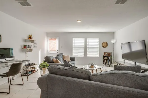 $2,100 | 6329 Becker Avenue, Fort Worth, TX 76123