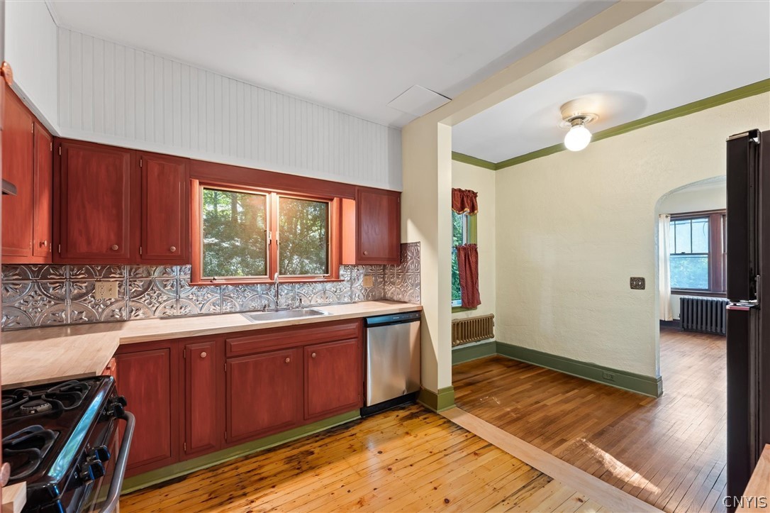 303 Barrington Road, Unit 5 Syracuse, NY 13214 - Photo 14 of 44 Opened into breakfast room