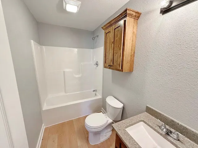 $125,900 | 904 South Kirkpatrick Street, El Dorado Springs, MO 64744