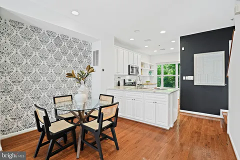 $1,075,000 | 2123 12th Place Northwest, Washington, DC 20009