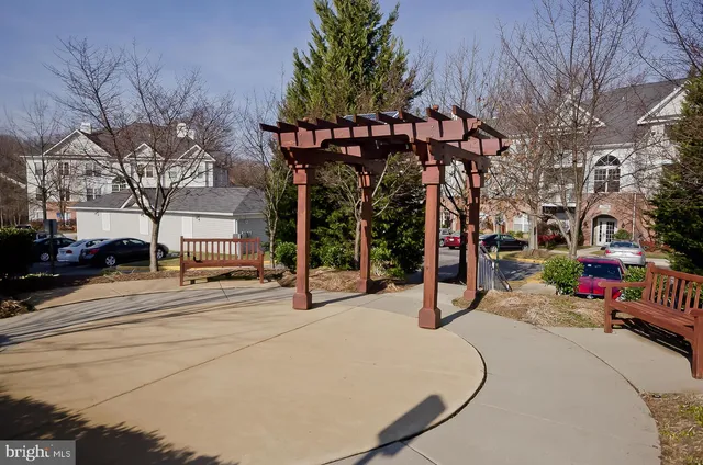 $440,000 | 1515 North Point Drive, Unit 20201, Reston, VA 20194