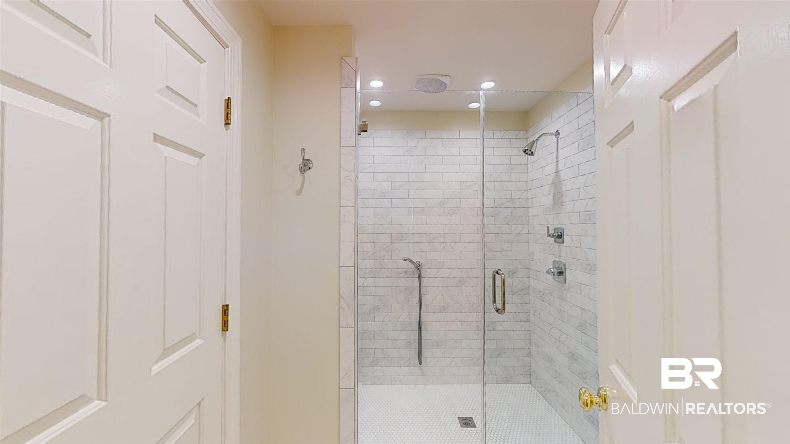 2404 Spring Hill Avenue, Unit 119 Mobile, AL 36607 - Photo 19 of 31