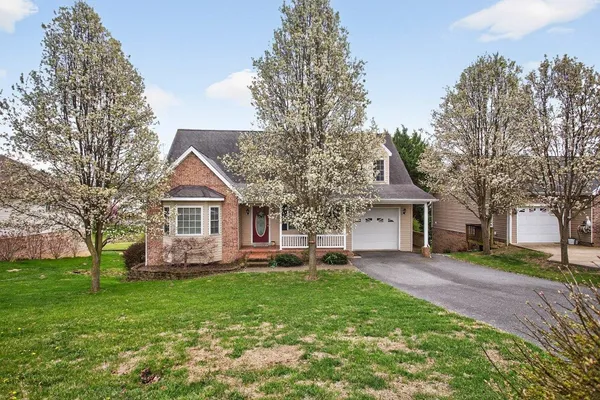 $375,000 | 145 Sugar Mill Lane, Weyers Cave, VA 24486