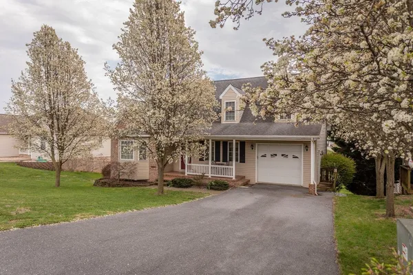 $375,000 | 145 Sugar Mill Lane, Weyers Cave, VA 24486