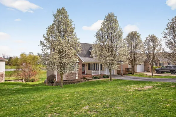 $375,000 | 145 Sugar Mill Lane, Weyers Cave, VA 24486