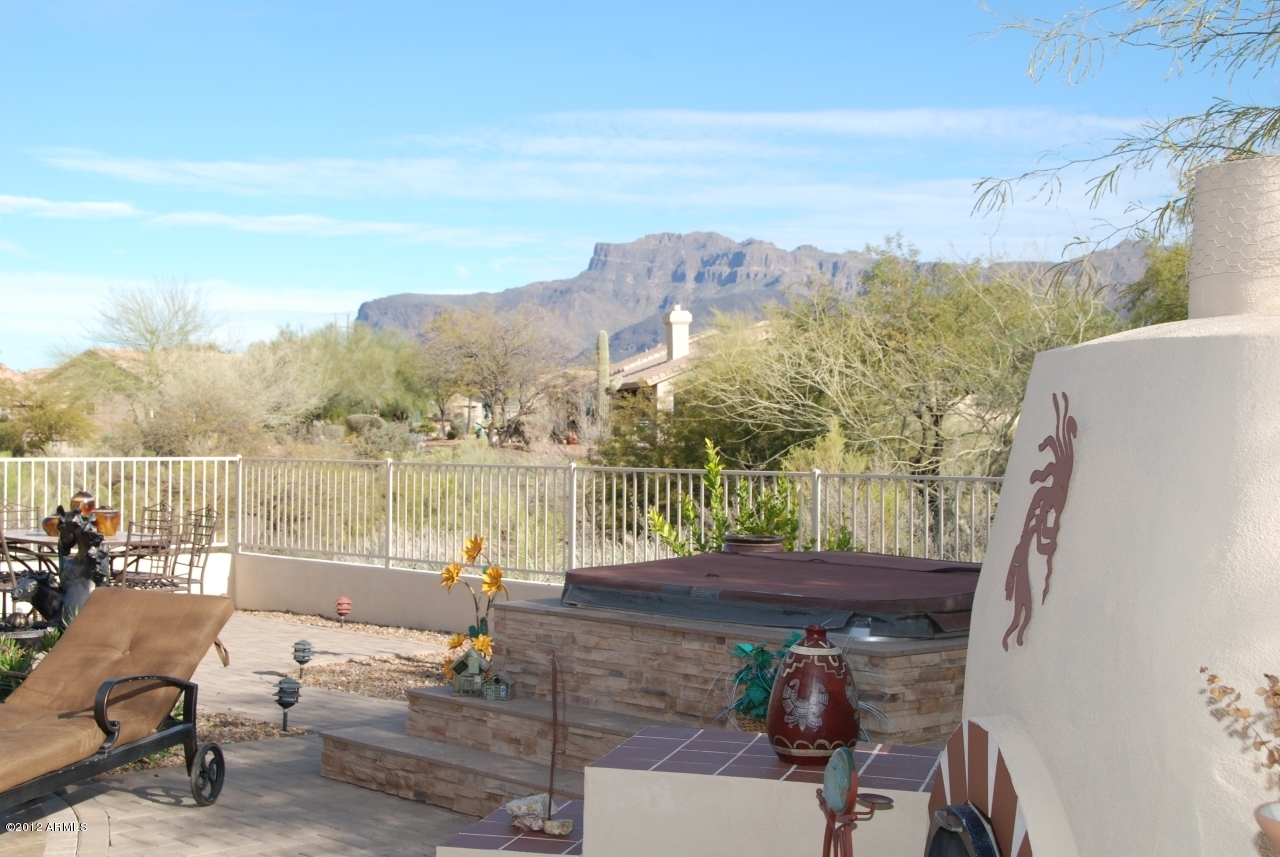 7548 Rugged Ironwood Road Gold Canyon, AZ 85118 - Photo 13 of 38 7548 back029 (14)