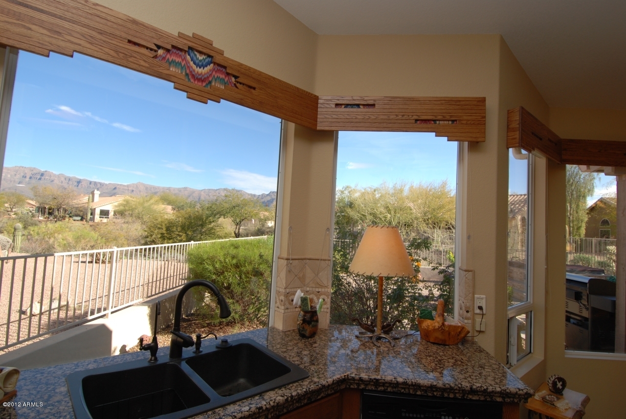 7548 Rugged Ironwood Road Gold Canyon, AZ 85118 - Photo 25 of 38 7548 kit window view091 (3)