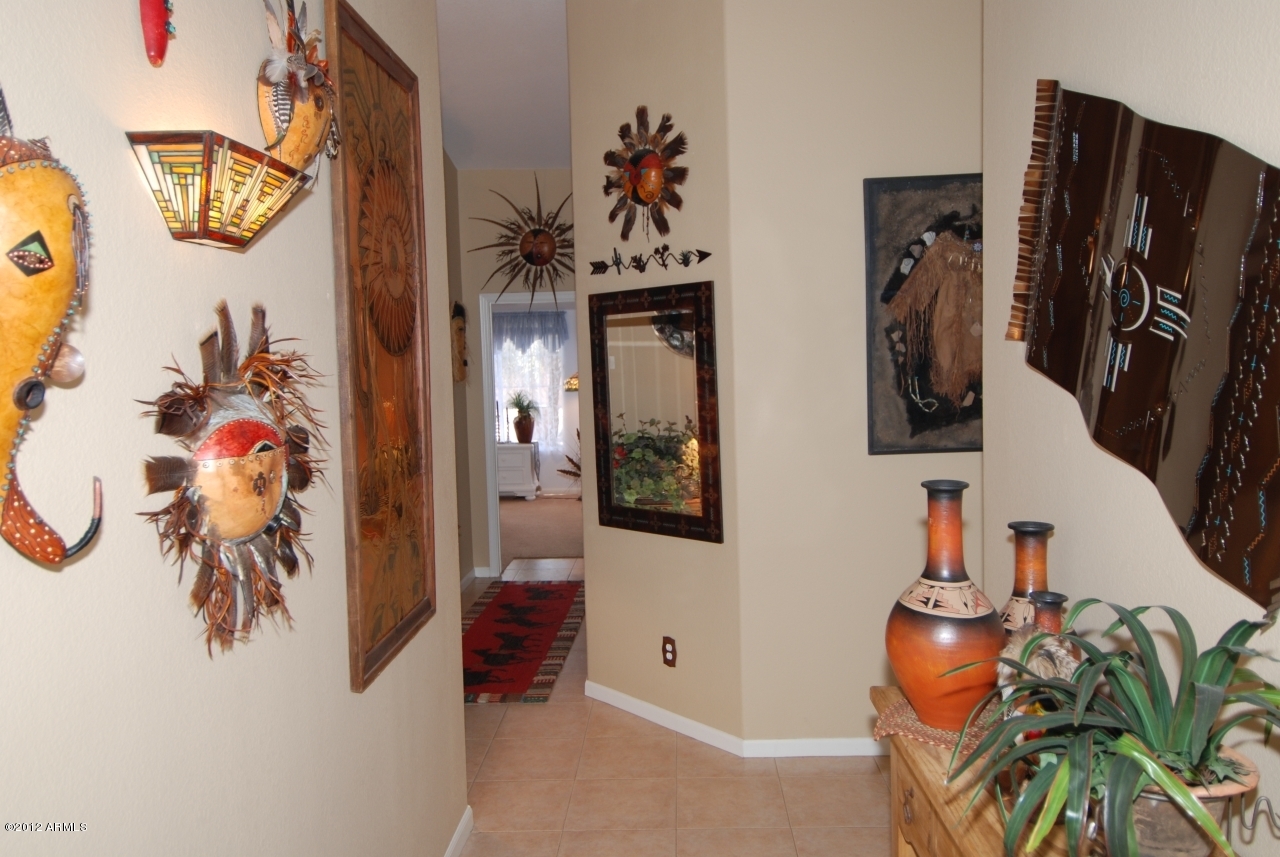 7548 Rugged Ironwood Road Gold Canyon, AZ 85118 - Photo 33 of 38 7548 hallway053 (2)
