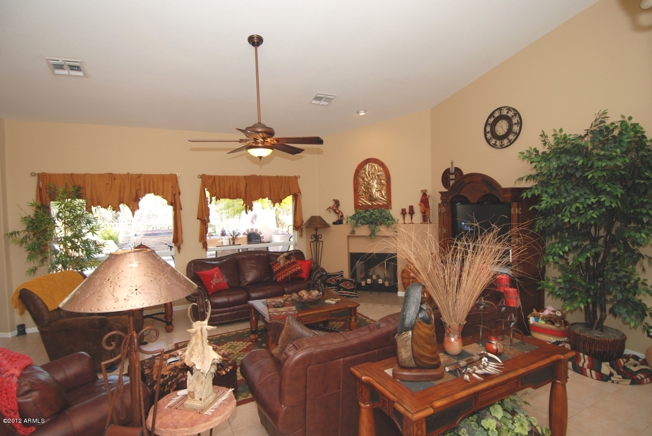 7548 Rugged Ironwood Road Gold Canyon, AZ 85118 - Photo 5 of 38 7548 grtrm075 (3)